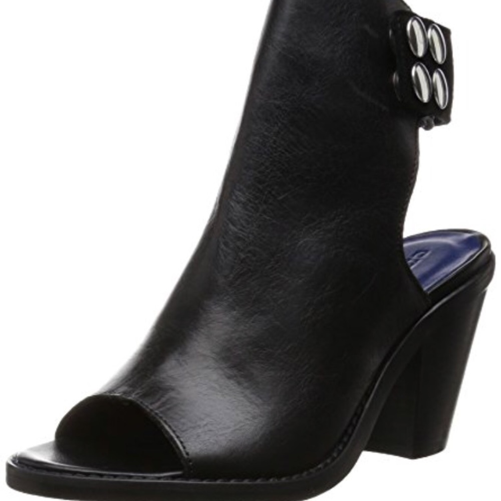 Diesel D-Oriann Stacked Heel